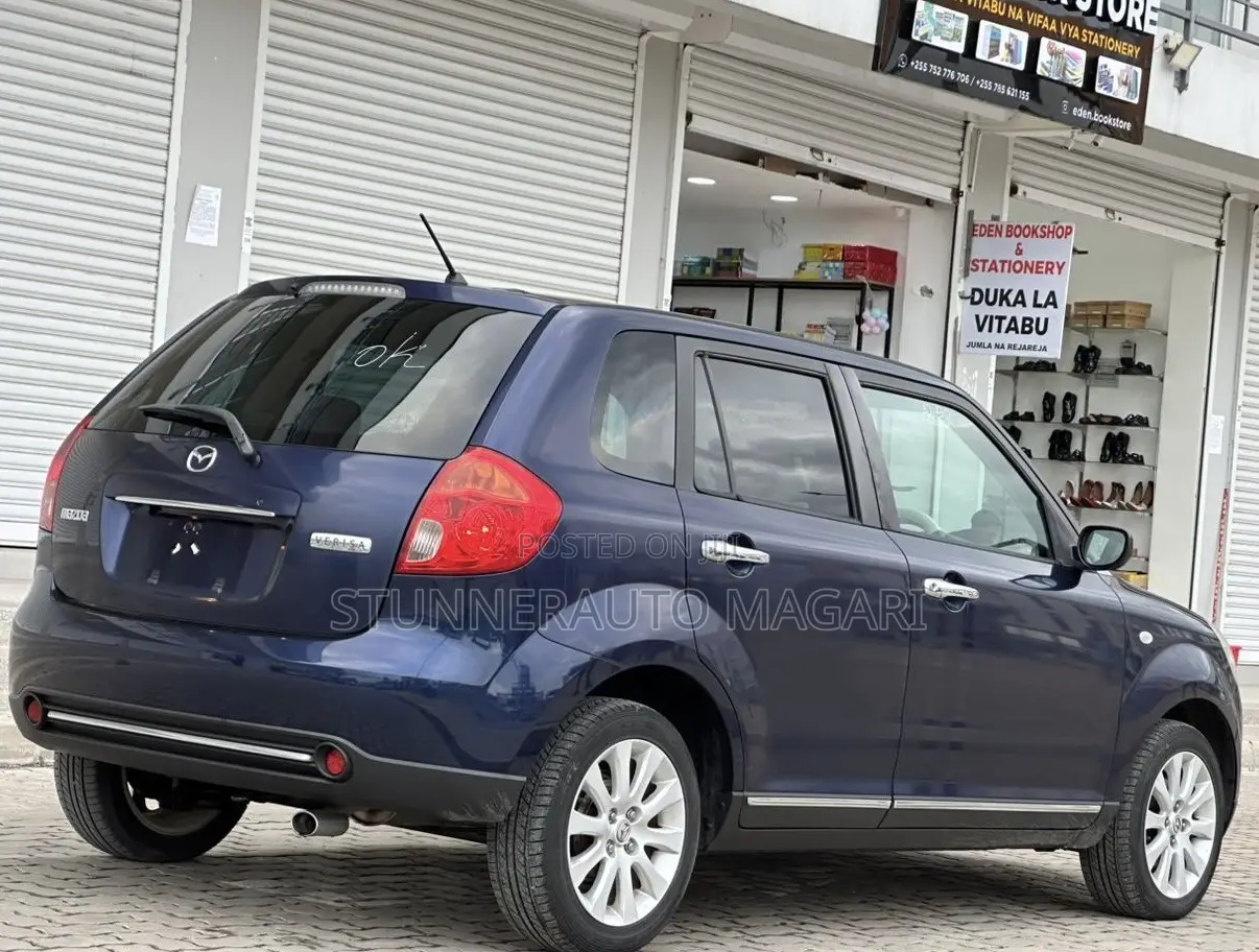 Mazda Verisa 2008 Blue