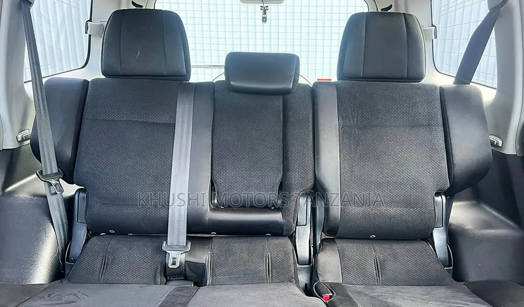 Mitsubishi Pajero 2006 Silver