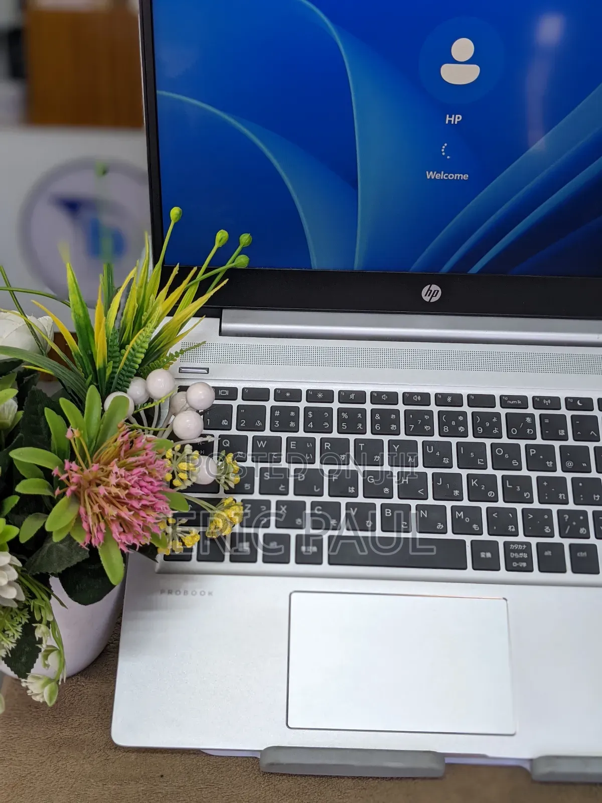 New Laptop HP ProBook MT31 8GB Intel Xeon HDD+SSD 500GB
