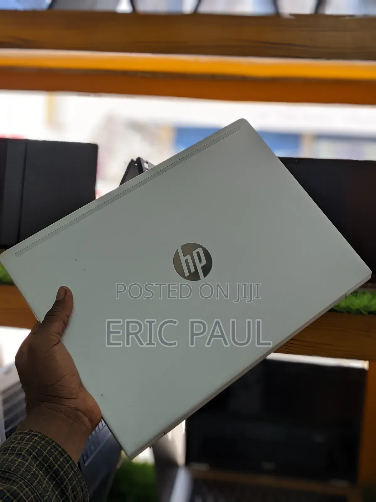 New Laptop HP ProBook MT31 8GB Intel Xeon HDD+SSD 500GB