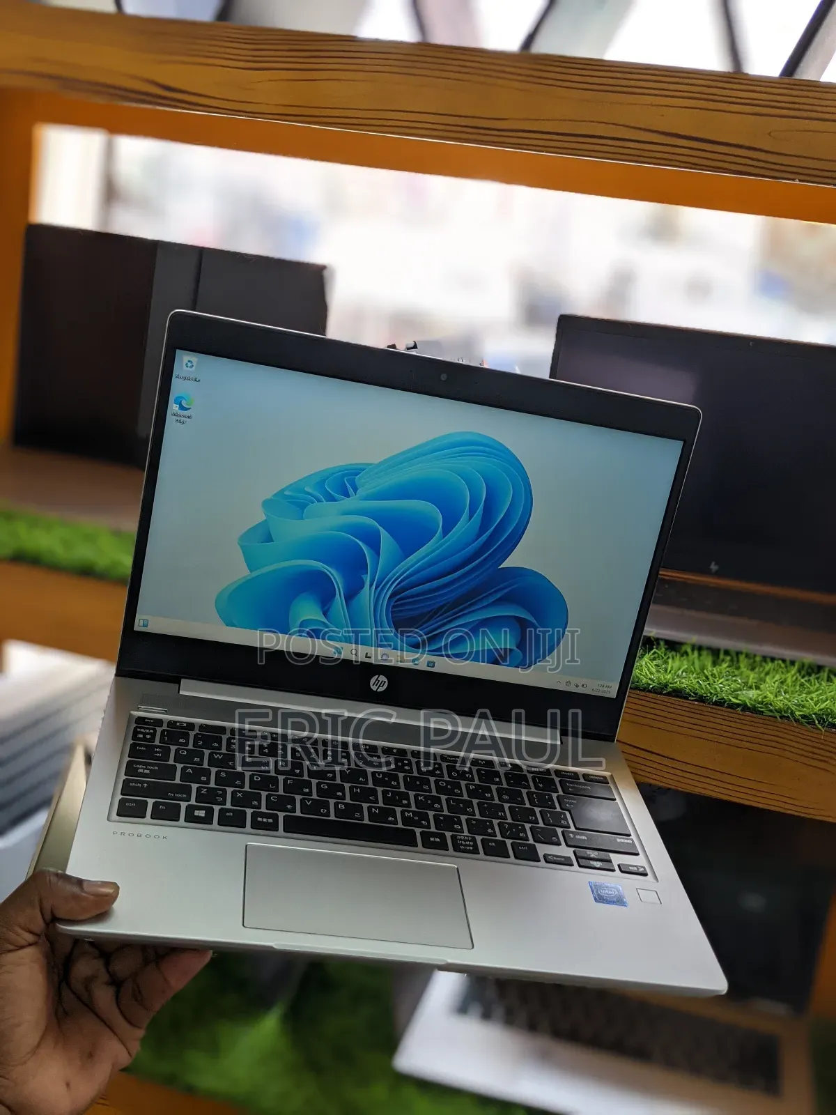 New Laptop HP ProBook MT31 8GB Intel Xeon HDD+SSD 500GB