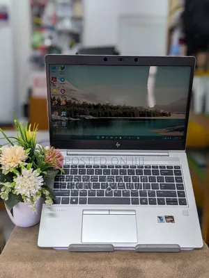 Laptop HP ProBook 445 G9 8GB AMD Ryzen 7 SSD 256GB