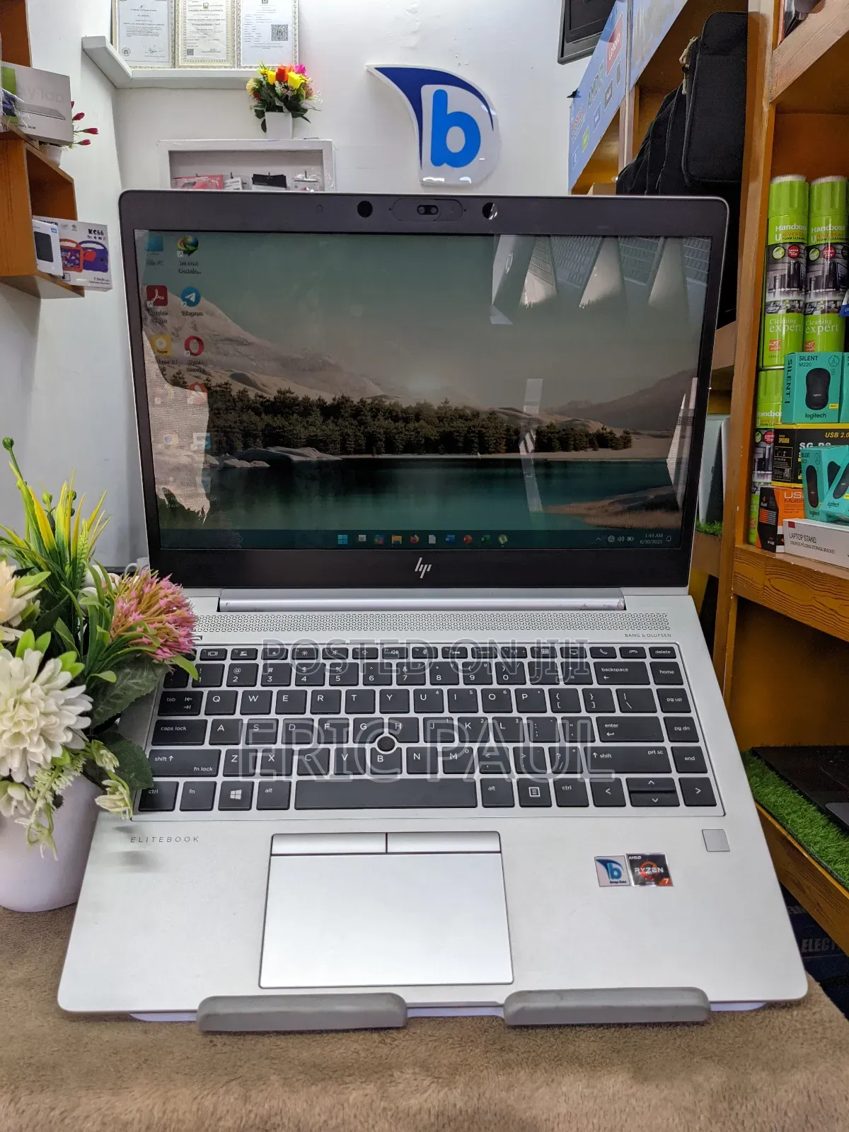 Laptop HP ProBook 445 G9 8GB AMD Ryzen 7 SSD 256GB