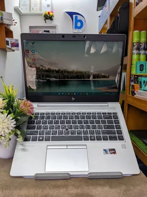 Laptop HP ProBook 445 G9 8GB AMD Ryzen 7 SSD 256GB
