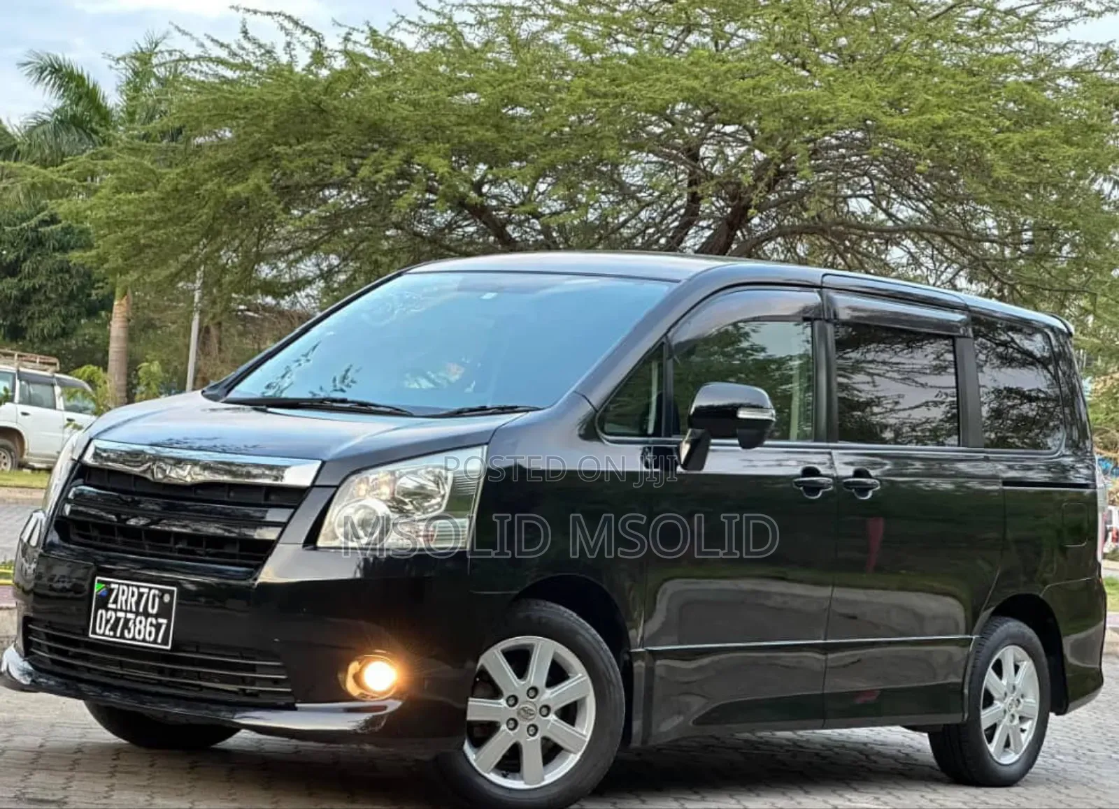 Toyota Noah 2009 Black