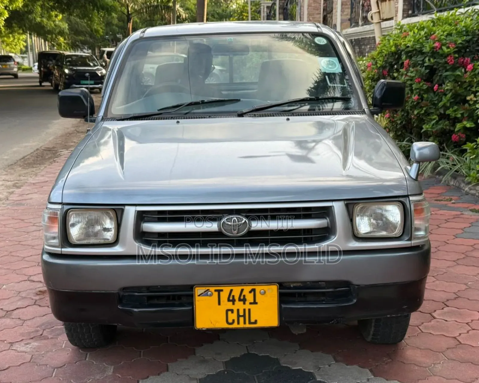 Toyota Hilux 2002 Gray