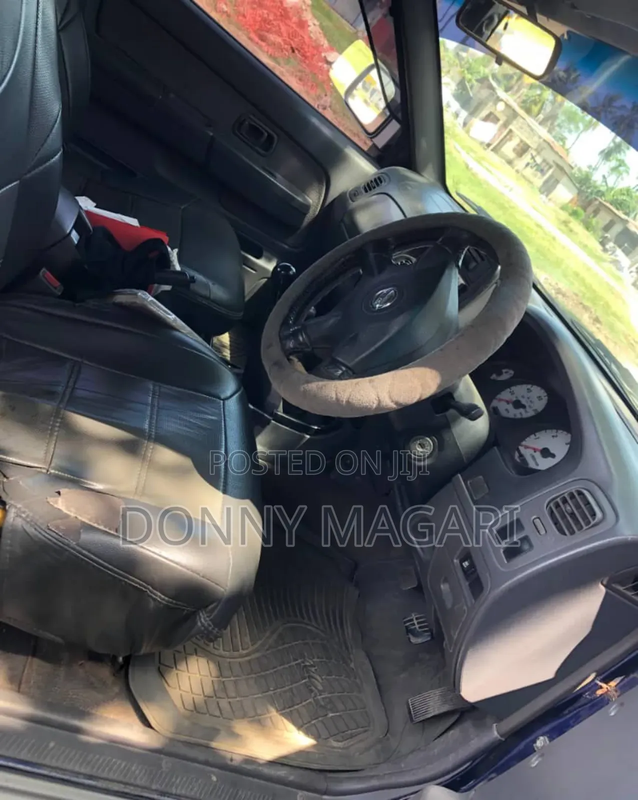 Nissan Hardbody 2014 Blue