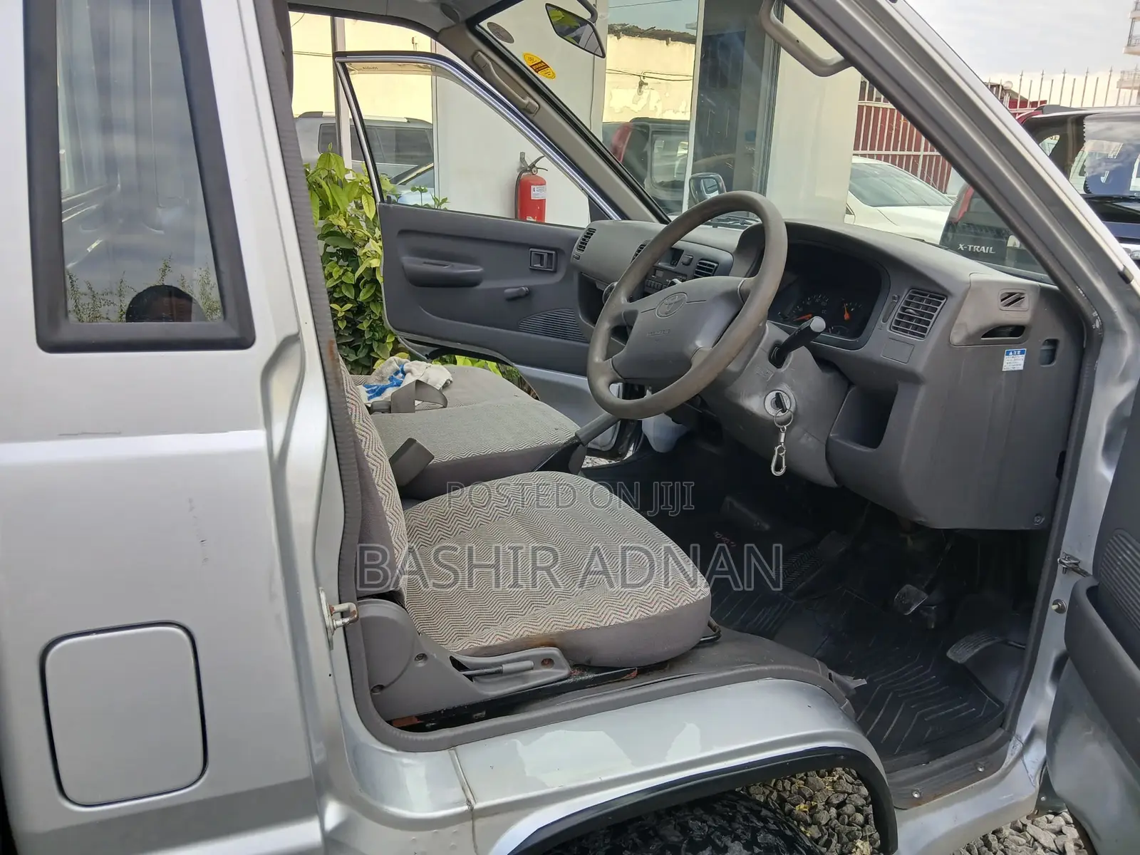 Toyota Liteace(Townace) 4 Wheel Injection Tani 1(Tonne).