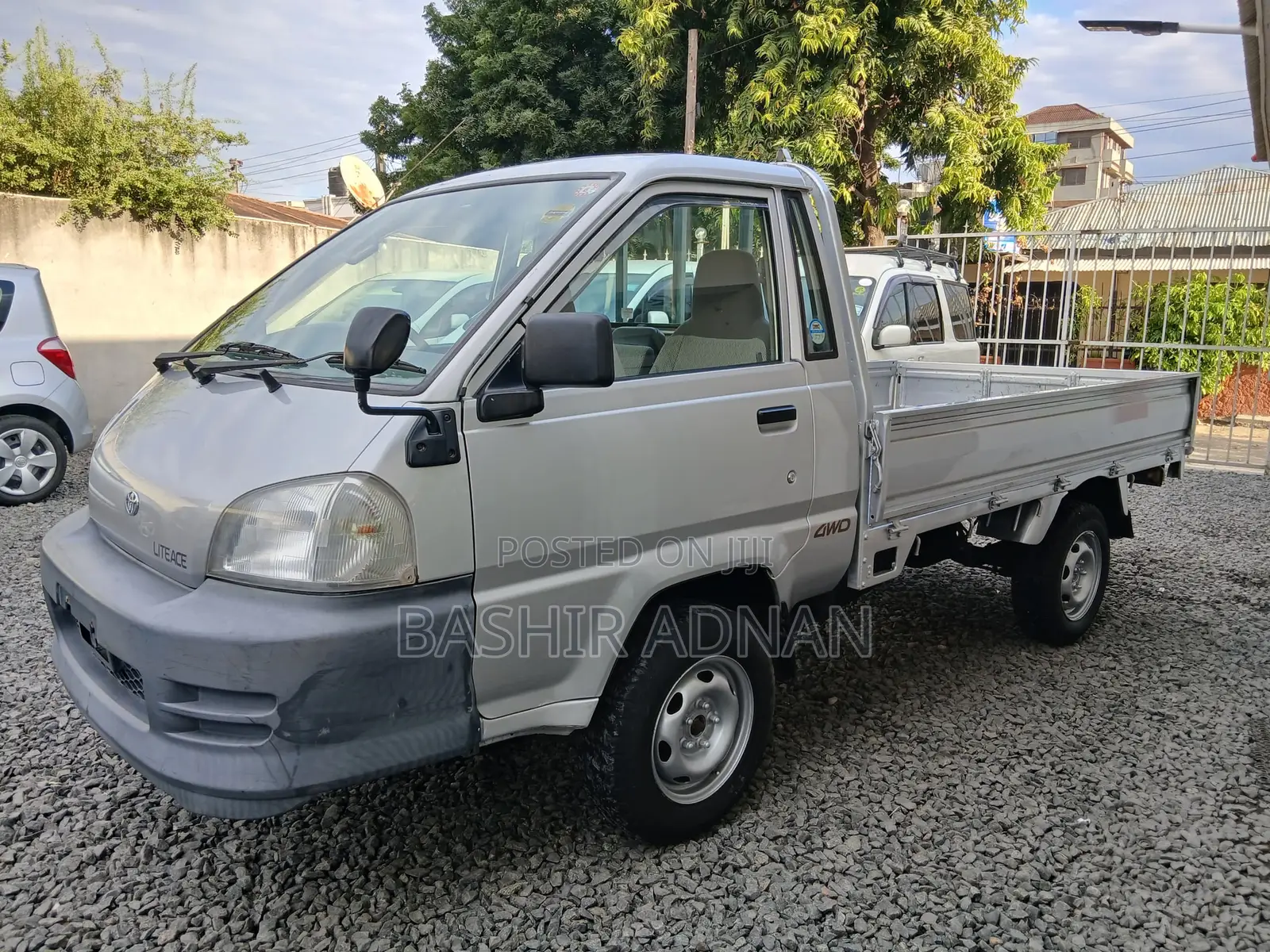 Toyota Liteace(Townace) 4 Wheel Injection Tani 1(Tonne).