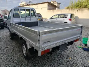Toyota Liteace(Townace) 4 Wheel Injection Tani 1(Tonne).