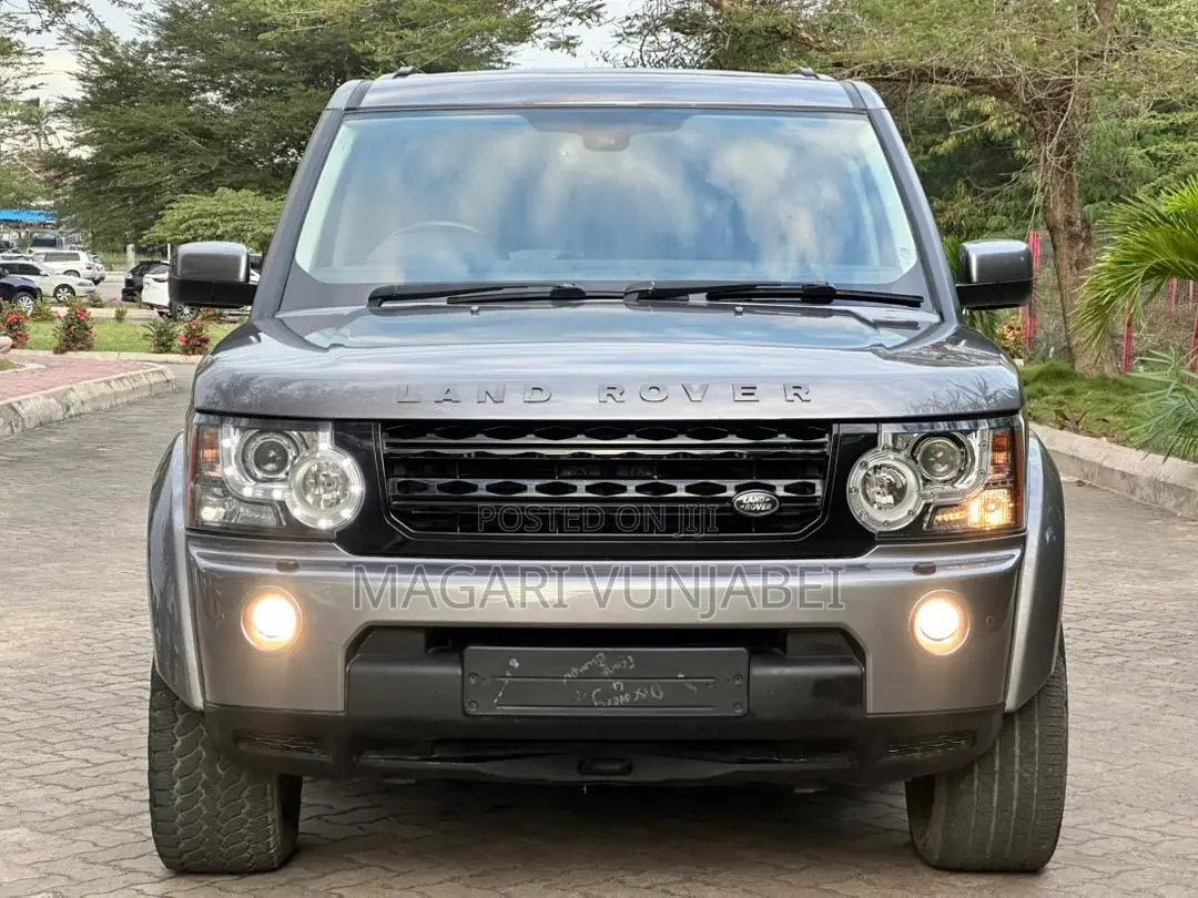 Land Rover Discovery 2010 Beige