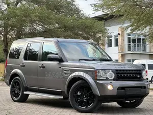 Land Rover Discovery 2010 Beige