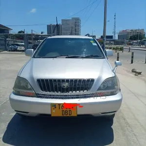 Photo - Toyota Harrier 1998 Silver
