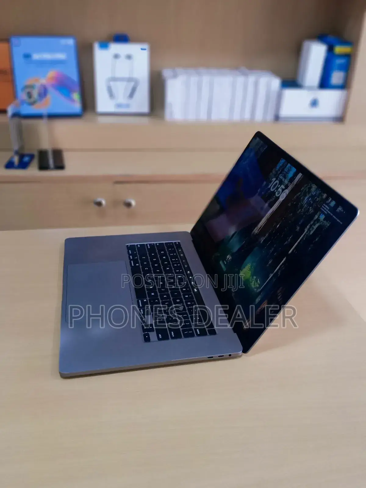 Laptop Apple MacBook Pro 2019 32GB Intel Core I9 SSD 1T