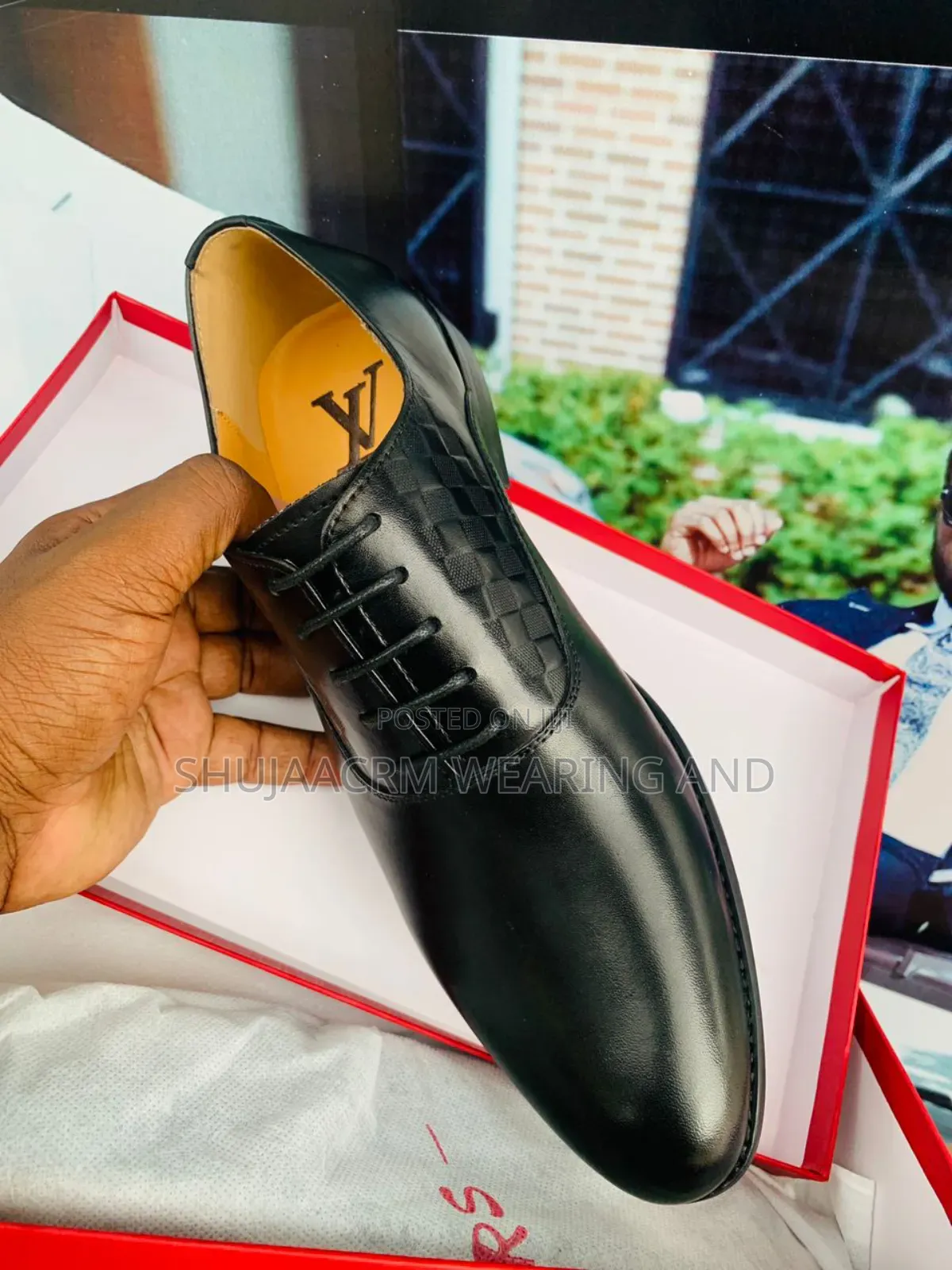 Discover the Shoes That Makes the Statement