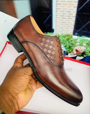 Discover the Shoes That Makes the Statement