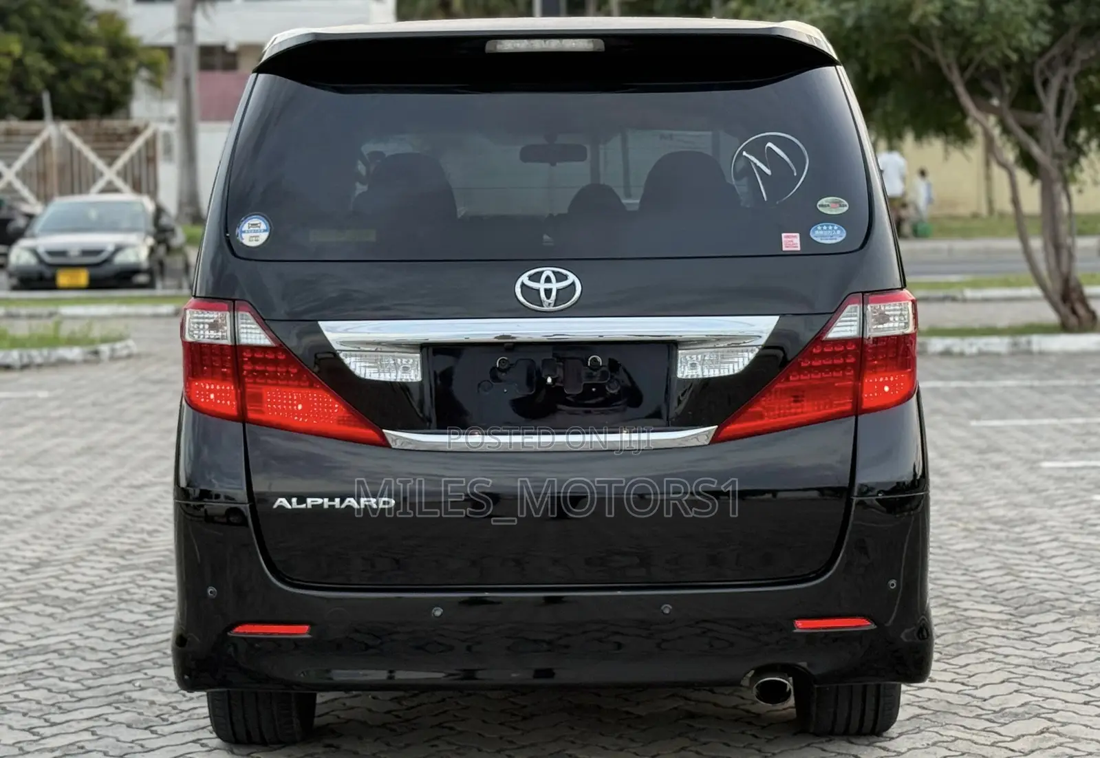 Toyota Alphard 2010 Black