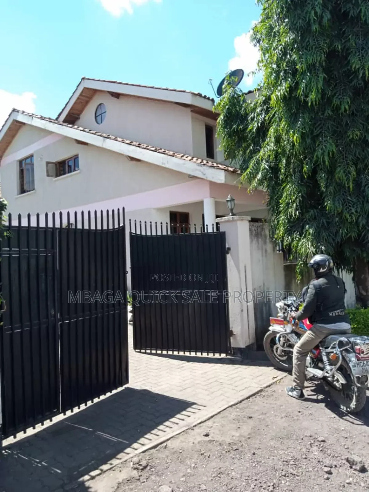 5bdrm House in Njiro, Arusha for sale