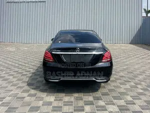 Mercedes-Benz C220 Classic 2015 Black