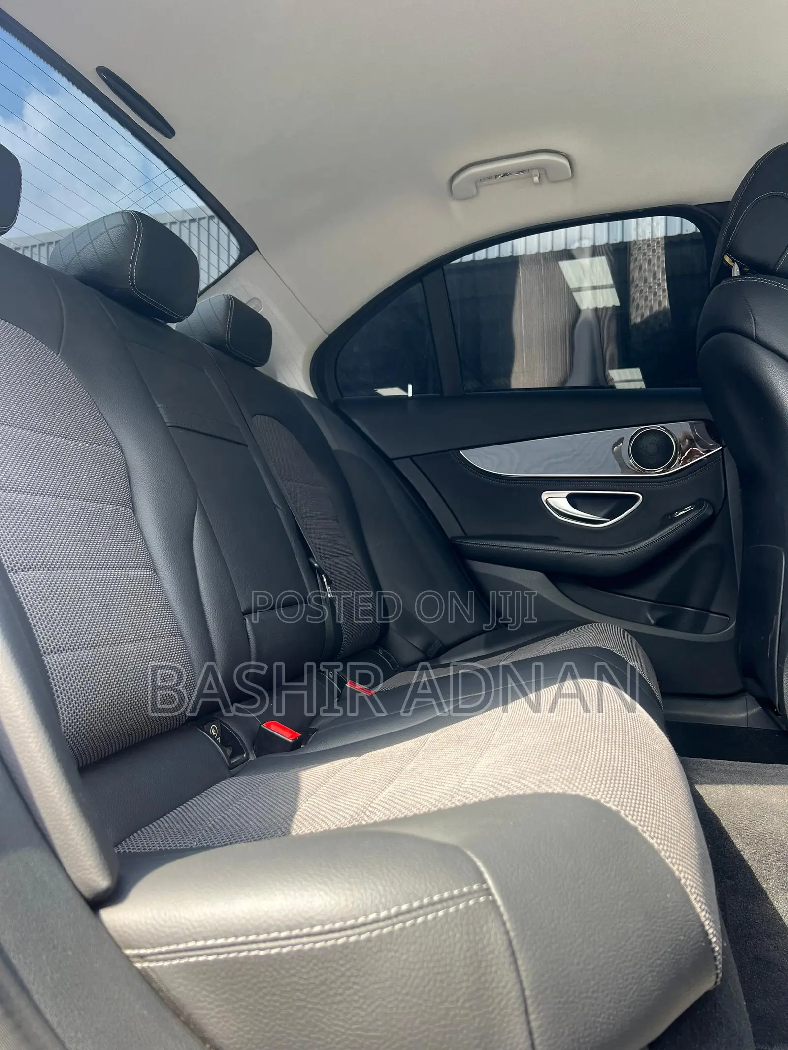 Mercedes-Benz C220 Classic 2015 Black