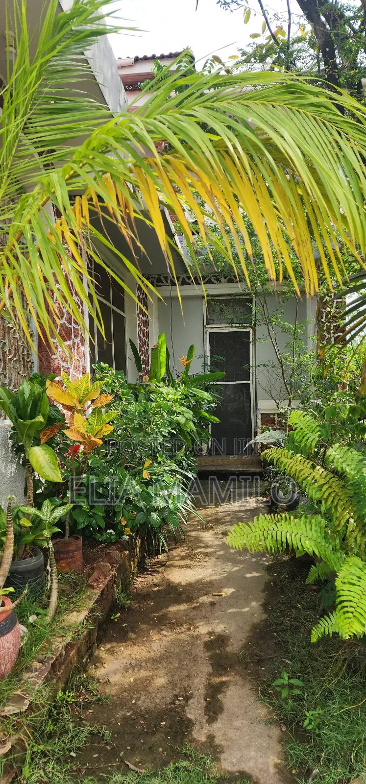 7bdrm House in Mbezi Beach, for sale