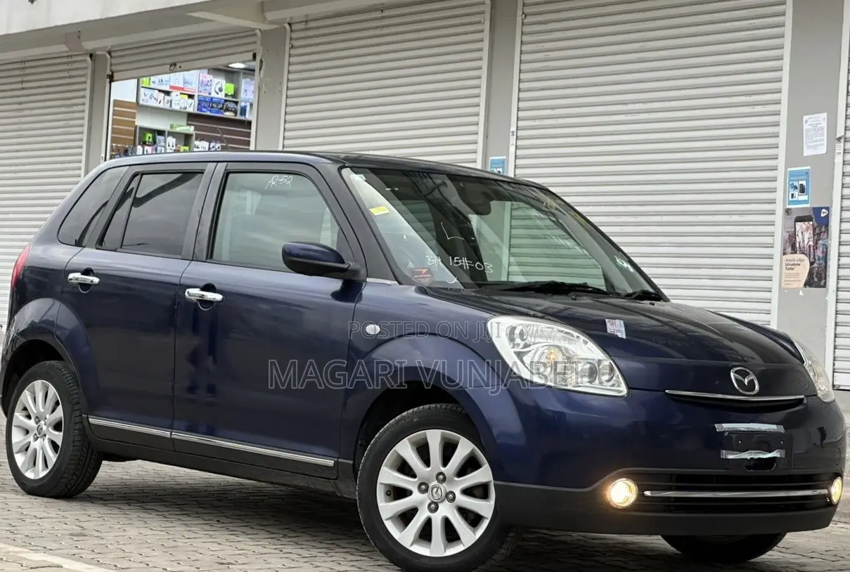 Mazda Verisa 2008 Blue