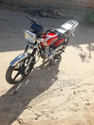 Honda 2025 Red