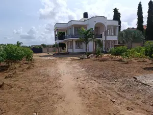 3bdrm House in Kibada for sale