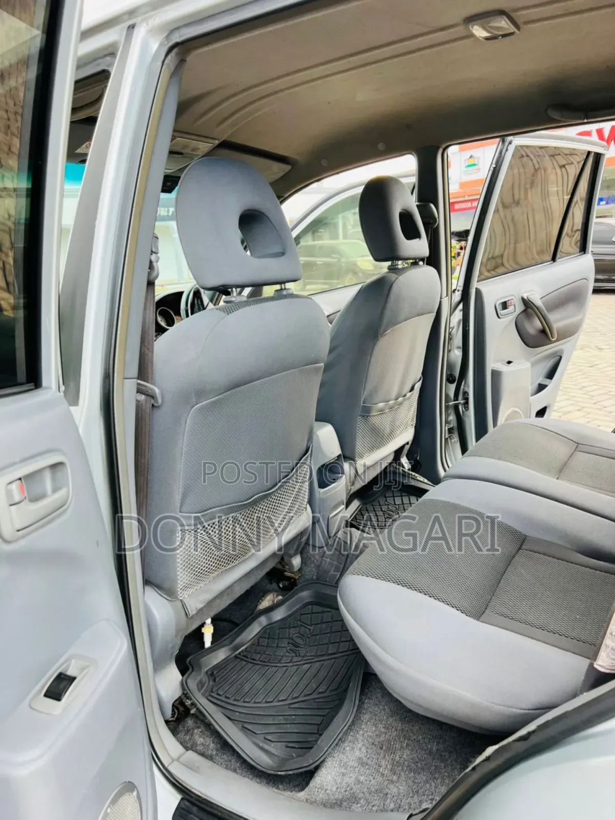 Toyota RAV4 2005