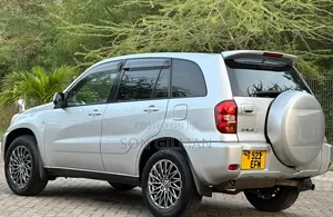 Toyota RAV4 2005 Silver
