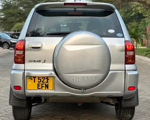Toyota RAV4 2005 Silver