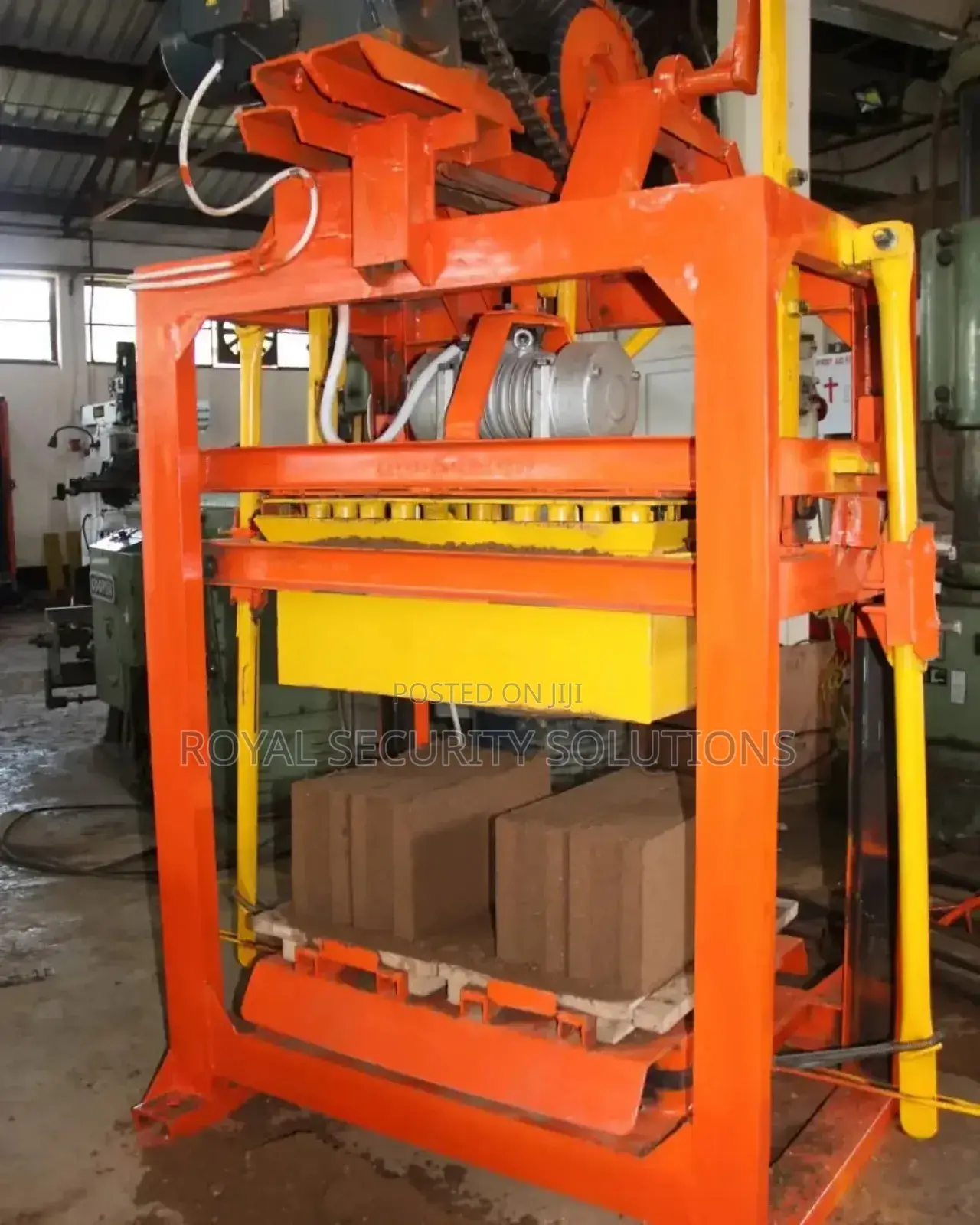 Vibrating Block Machine