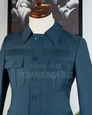 Kaunda Suit / Four Pockets