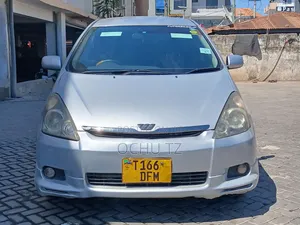 Toyota Wish 2005 Silver