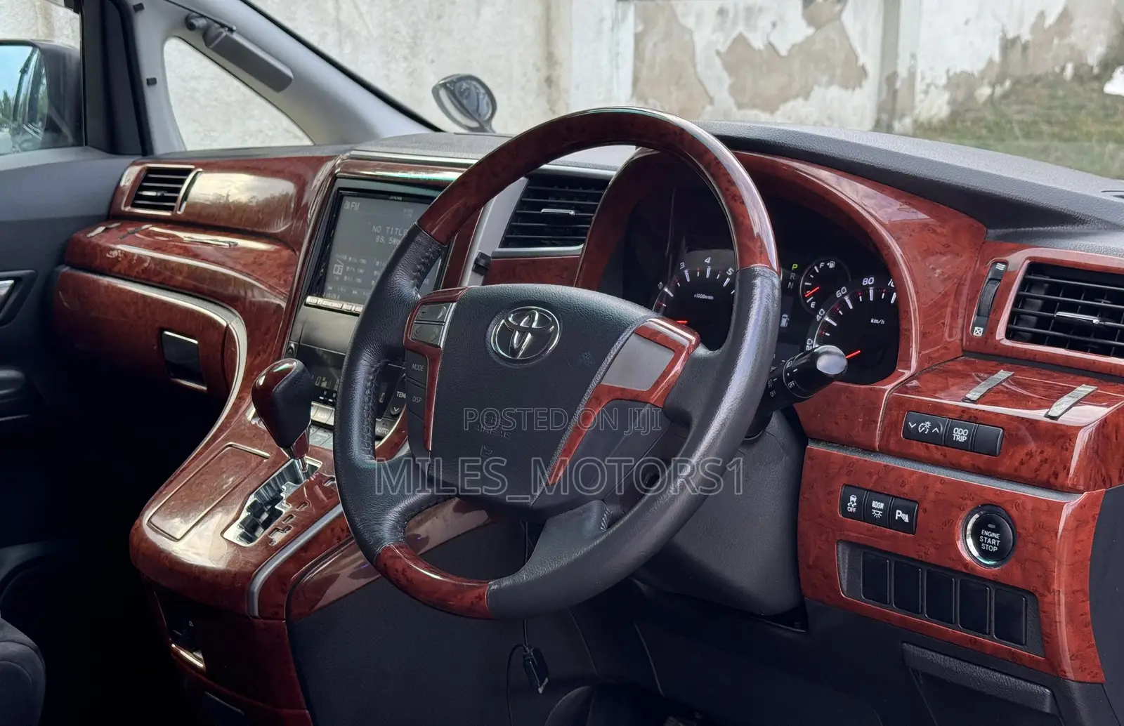 Toyota Vellfire 2009 Gray