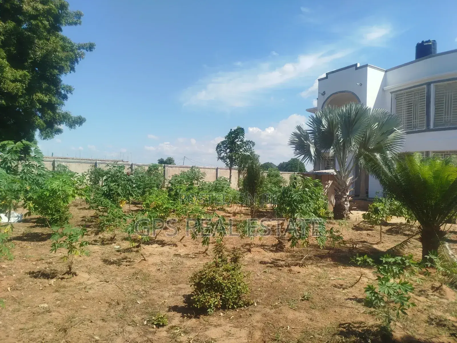 4bdrm House in Kibada Chekechea, Kigamboni for sale