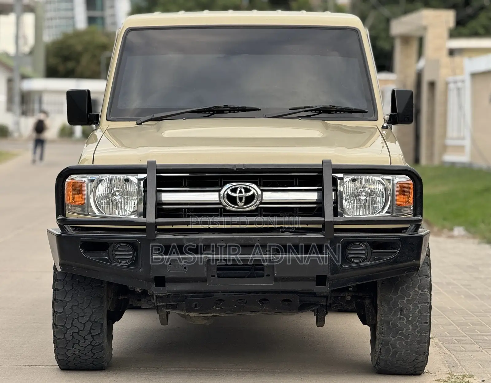 Toyota Land Cruiser 2013 Beige