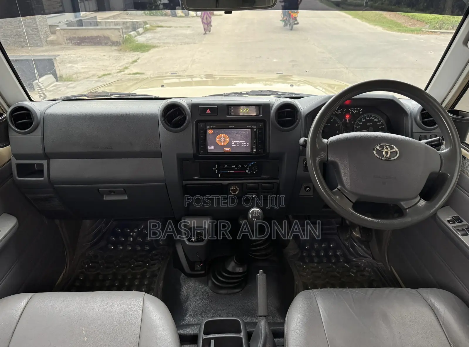 Toyota Land Cruiser 2013 Beige