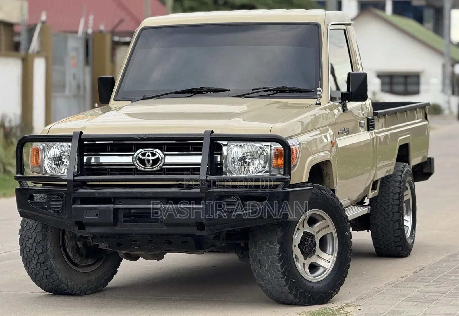 Toyota Land Cruiser 2013 Beige