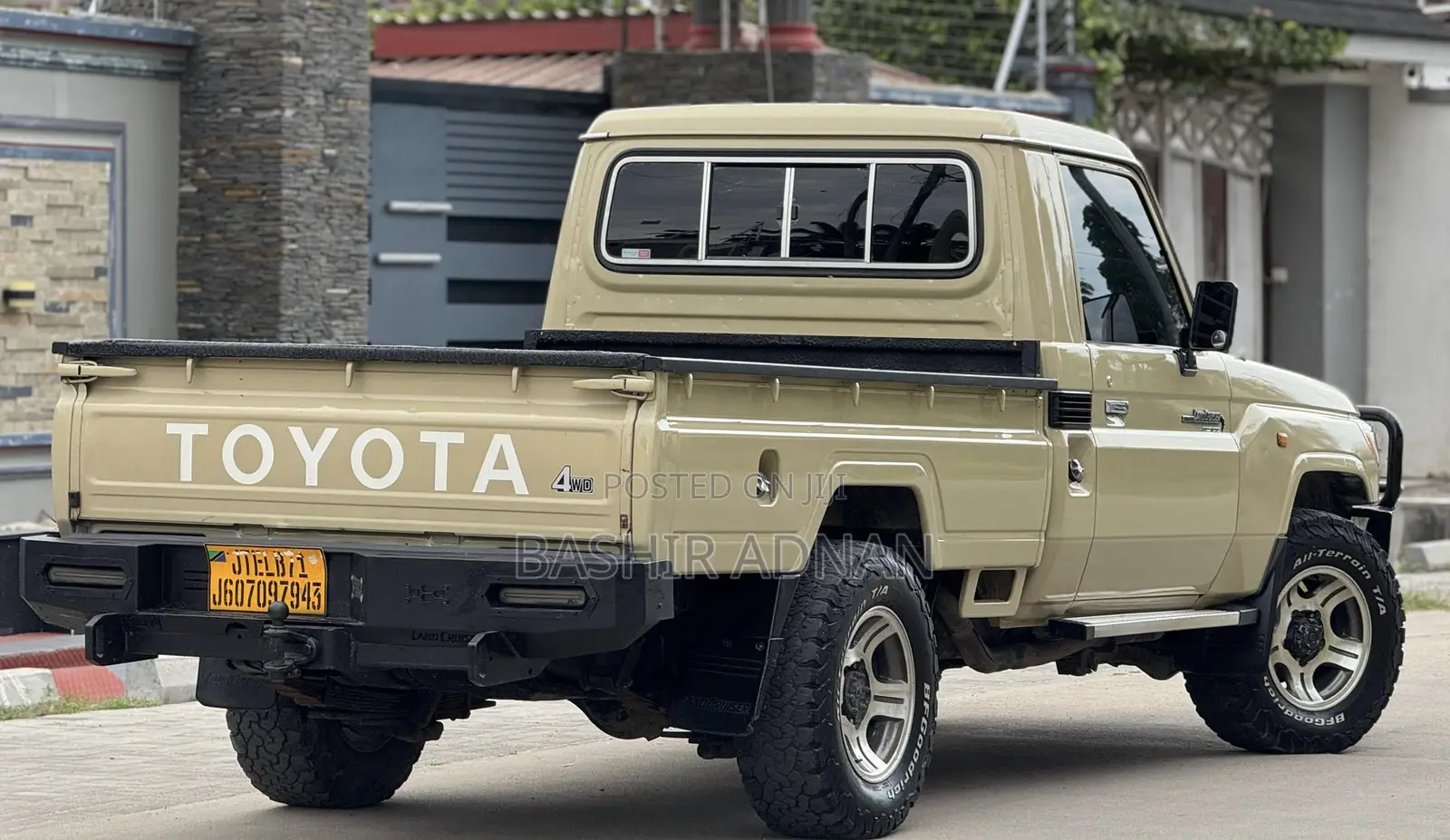Toyota Land Cruiser 2013 Beige