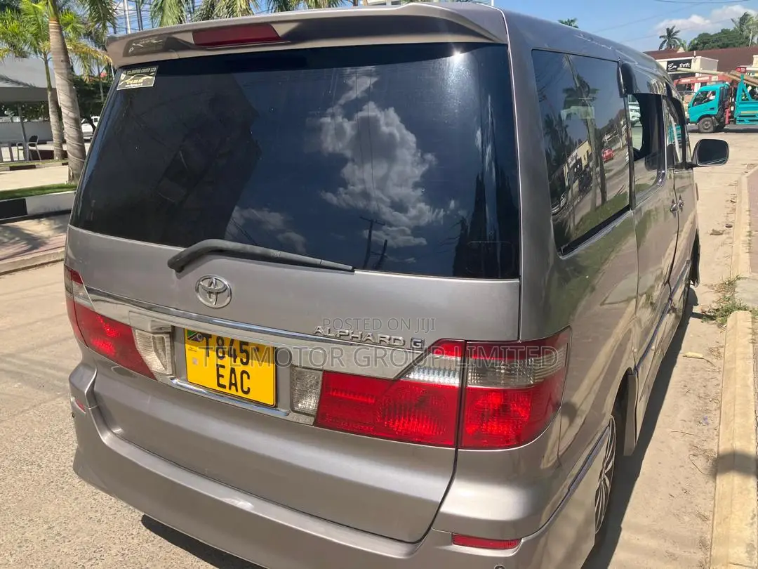 Toyota Alphard 2004 Gray
