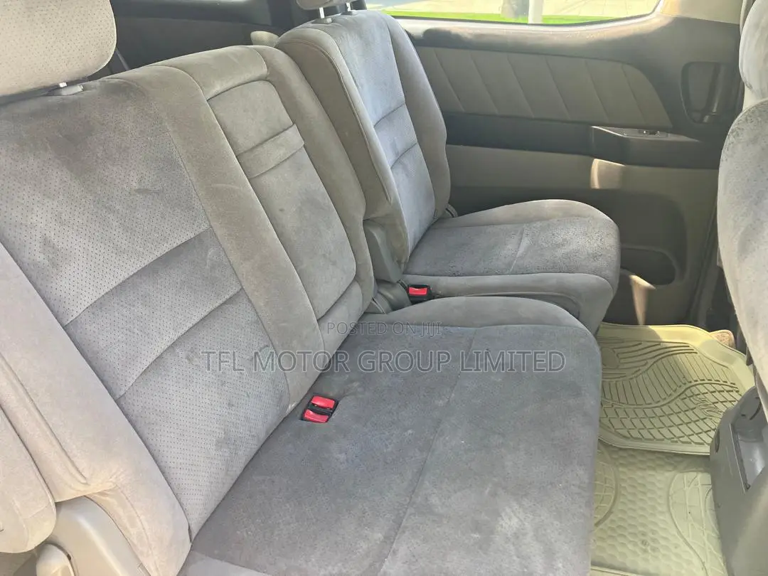Toyota Alphard 2004 Gray