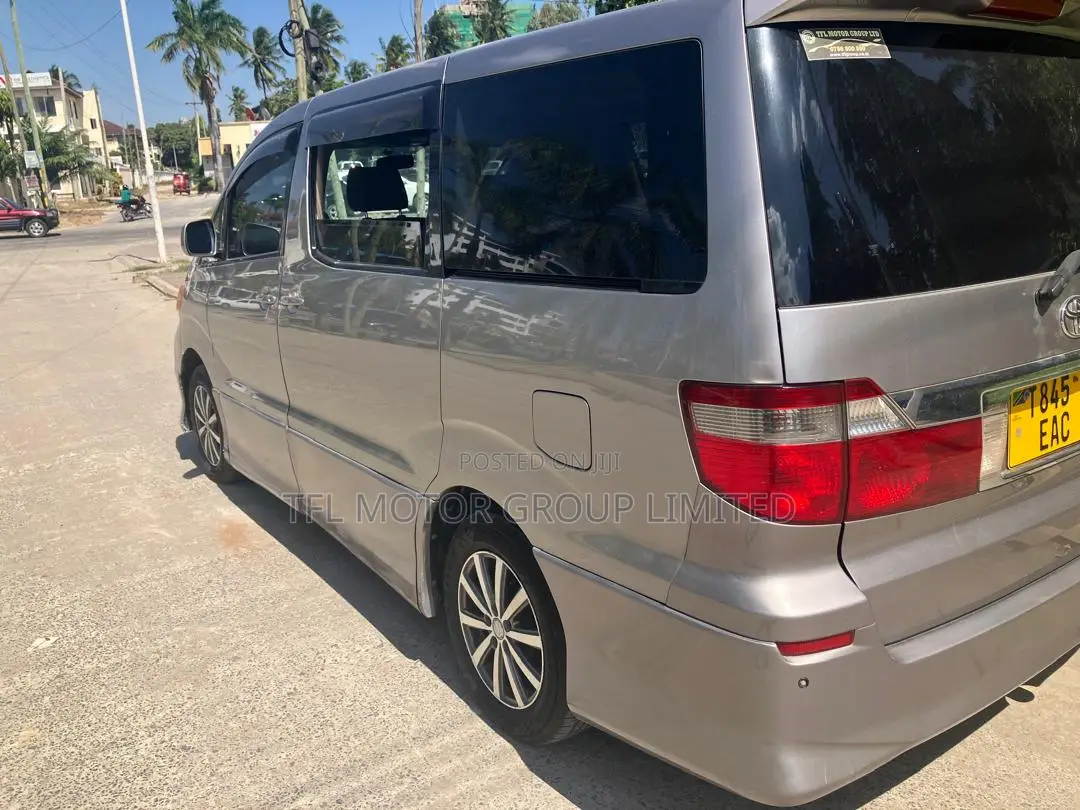 Toyota Alphard 2004 Gray