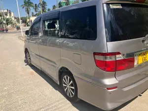 Toyota Alphard 2004 Gray