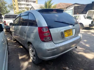 Toyota Nadia 2.0 135hp AWD 2000 Silver