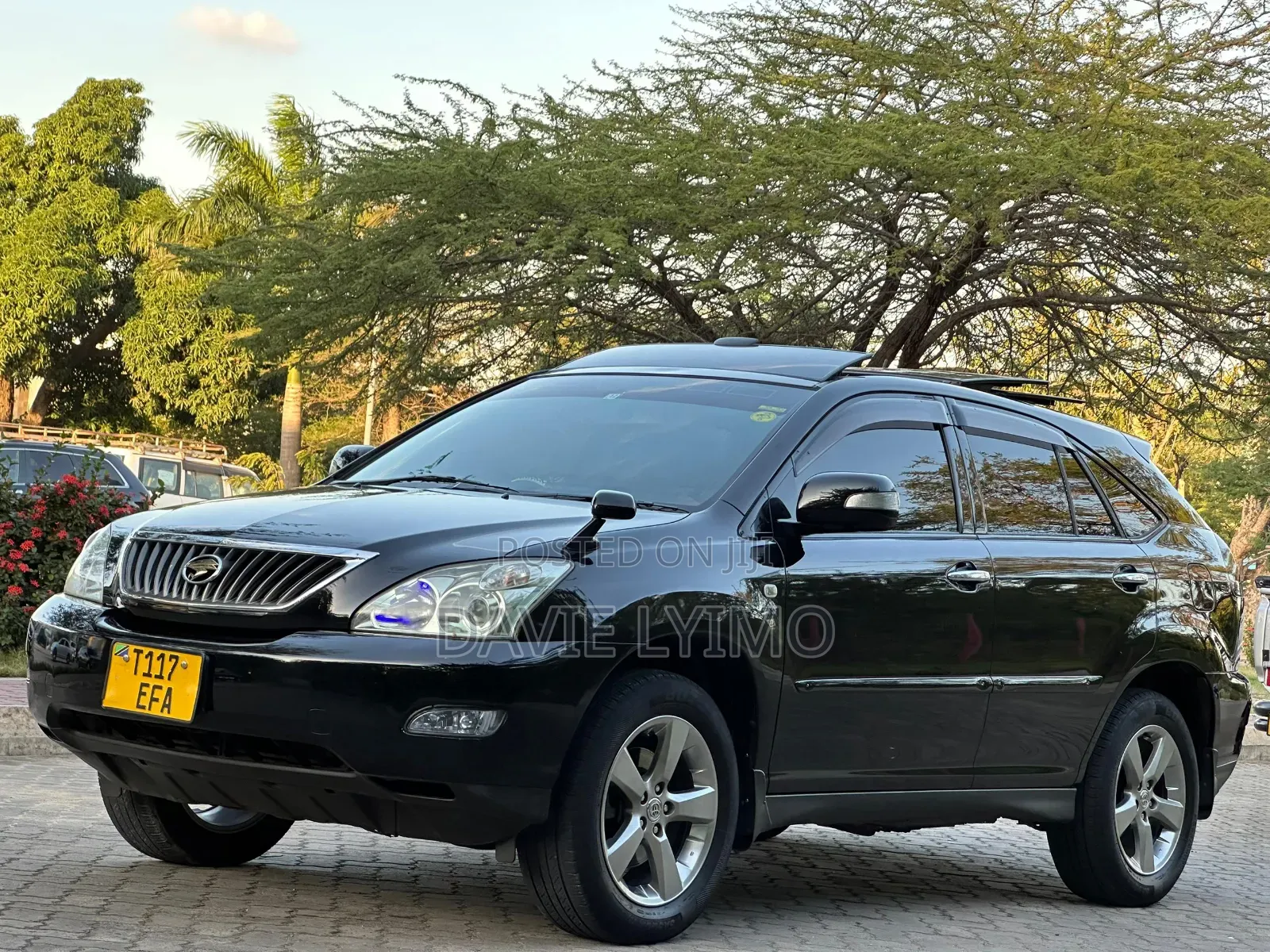 Toyota Harrier 2.4 2009 Black