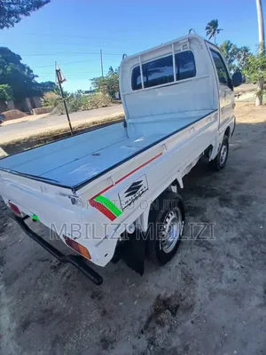 Suzuki 2024 White