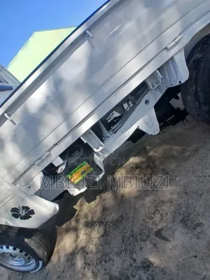 Suzuki 2024 White