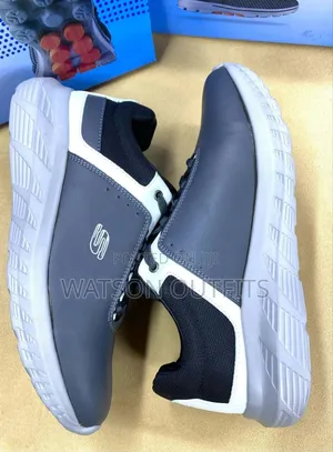New and Original Unisex Sketchers