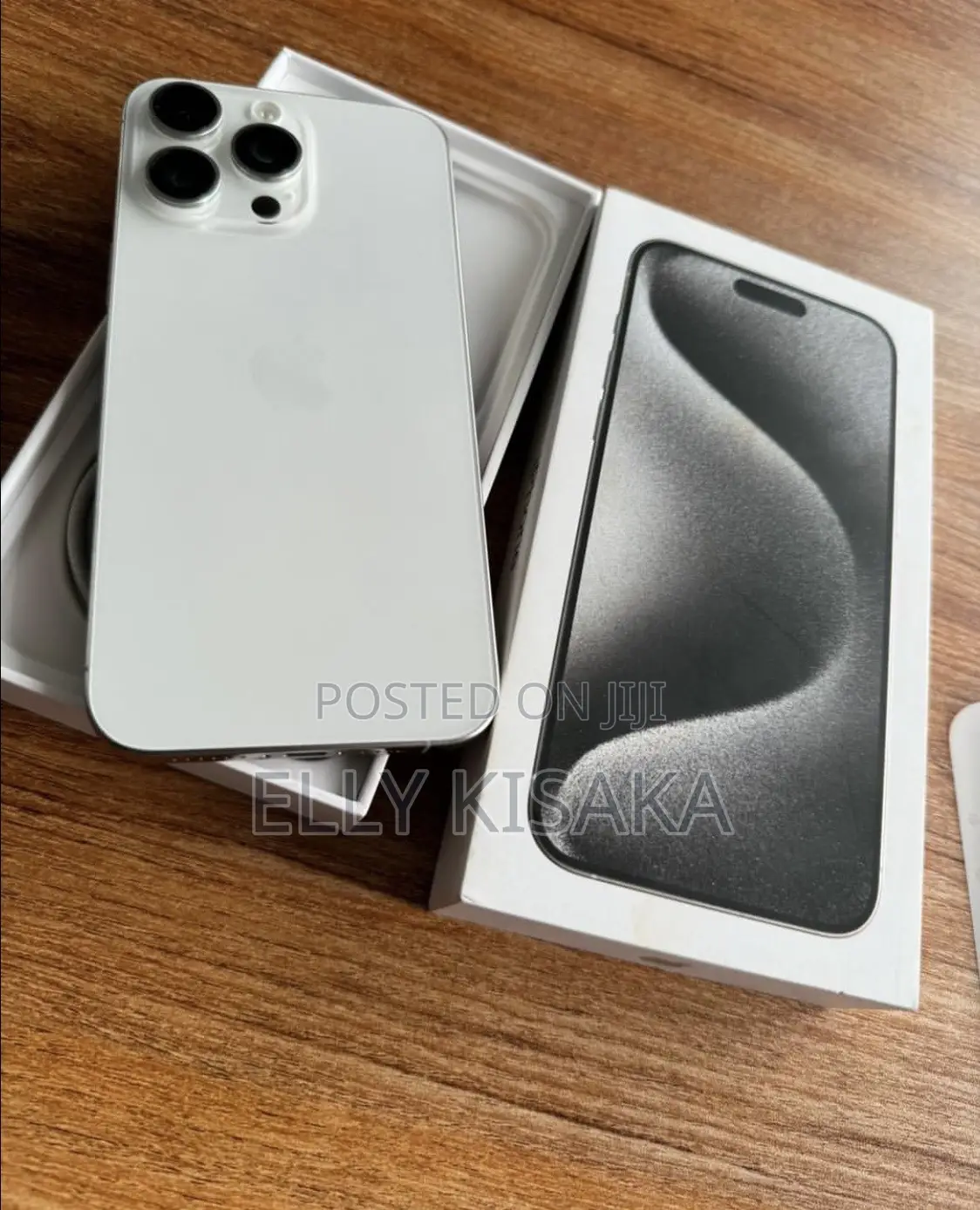 New Apple iPhone 15 Pro Max 256 GB White